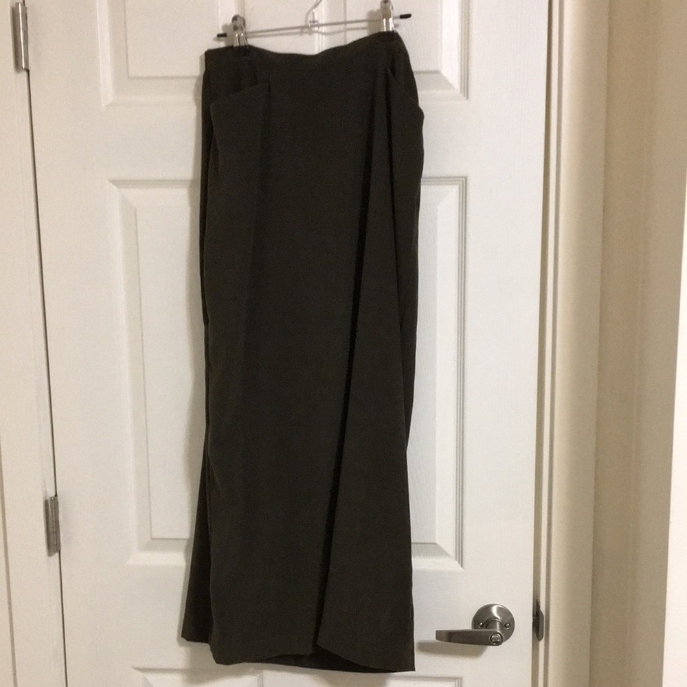 Beautiful Dark Green Maxi Skirt Size S